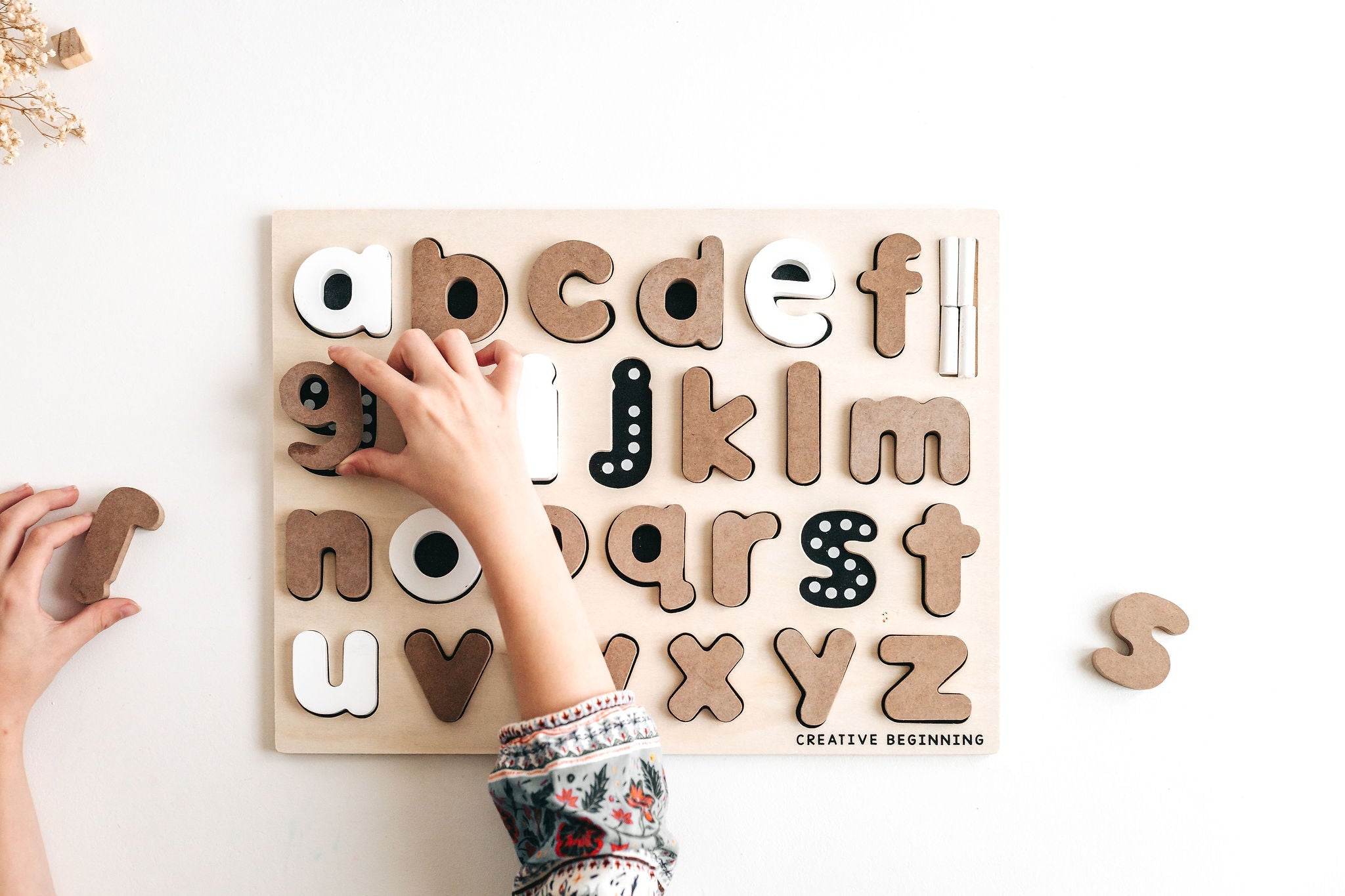 LOWERCASE ALPHABET - CHALKBOARD BASE WITH TRACERS - Lowercase Alphabet Tracing Board | Autism-Friendly Handwriting Tool | Sensory Letter Learning Set (Ages 3-8)